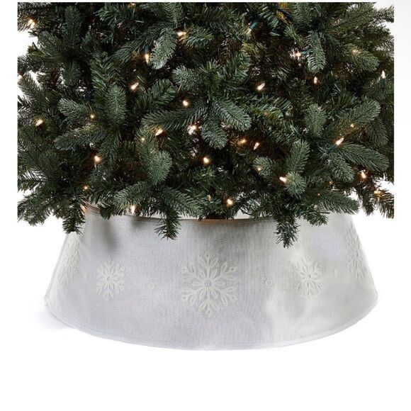 Giftcraft Snowflake Tree Collar - Picture 1 of 4